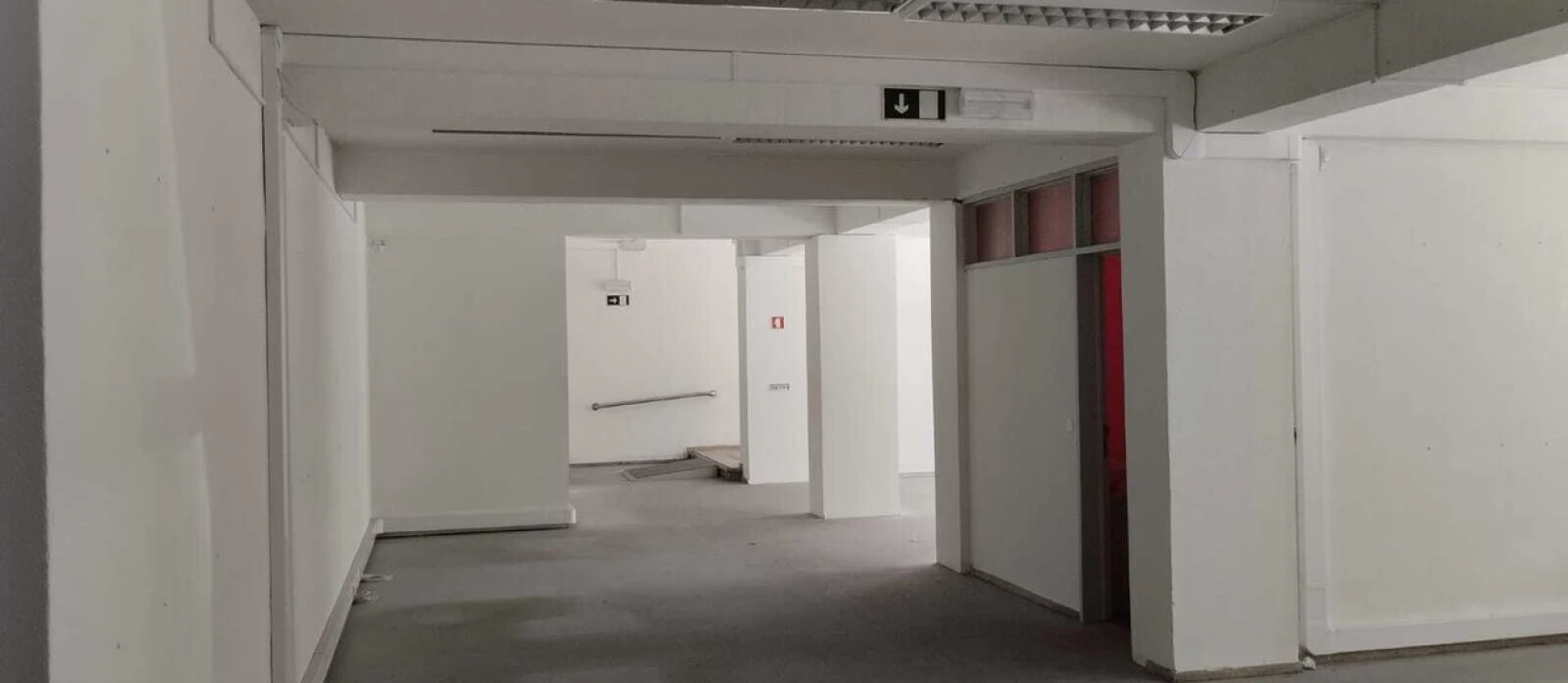 Loja para Venda em Torres Novas (Santa Maria, Salvador e Santiago) Foto 7