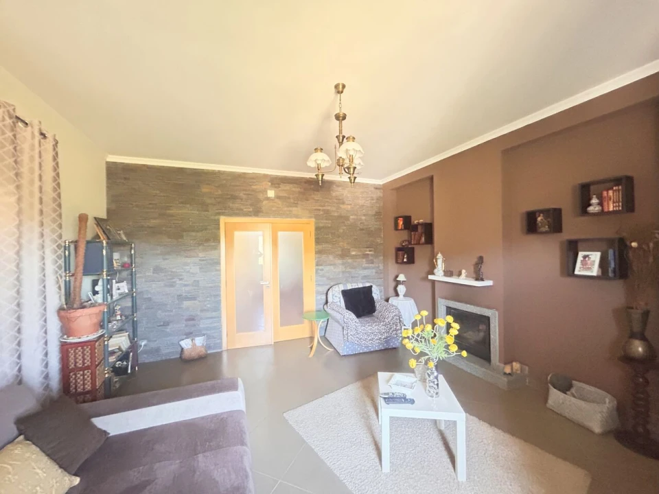 Moradia T3 para Venda em Urros e Peredo dos Castelhanos Foto 4