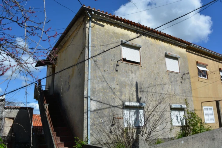 Moradia T7 para Venda em Cantar-Galo e Vila do Carvalho Foto 1