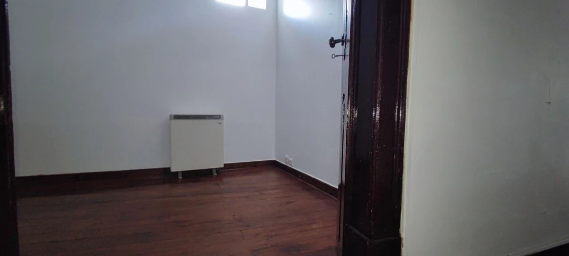 Moradia T4 para Venda em Abrunheira, Verride e Vila Nova da Barca Foto 13