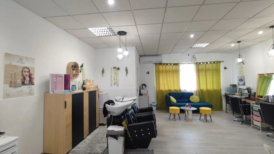 Loja para Trespasse em Parceiros e Azoia Foto 10