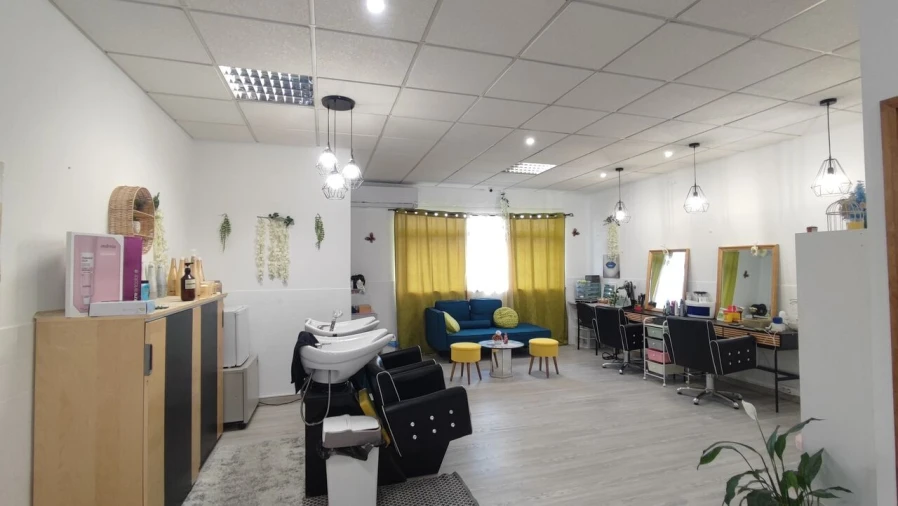 Loja para Trespasse em Parceiros e Azoia Foto 11