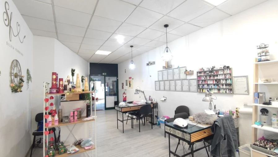 Loja para Trespasse em Parceiros e Azoia Foto 12