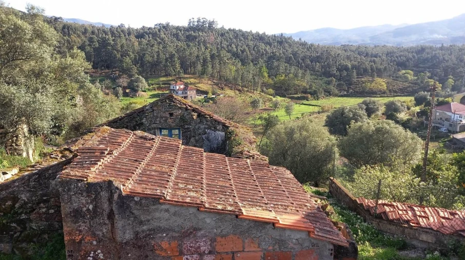 Moradia T0 para Venda em Ceivães e Badim Foto 7