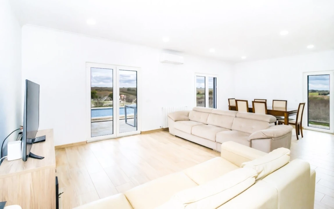 Moradia T3 para Venda em Manique do Intendente, Vila Nova de São Pedro e Maçussa Foto 4