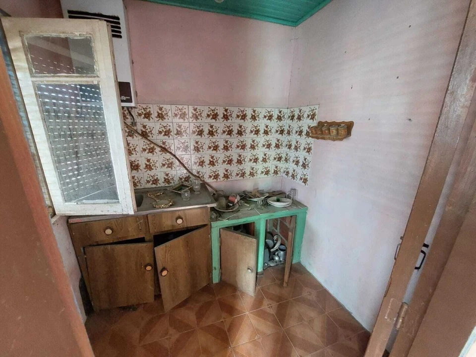 Moradia T1 para Venda em Anhões e Luzio Foto 9