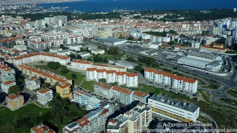 Loja para Venda em Laranjeiro e Feijó