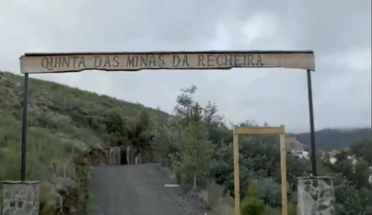 Quinta T9 para Venda em Barco e Coutada Foto 2