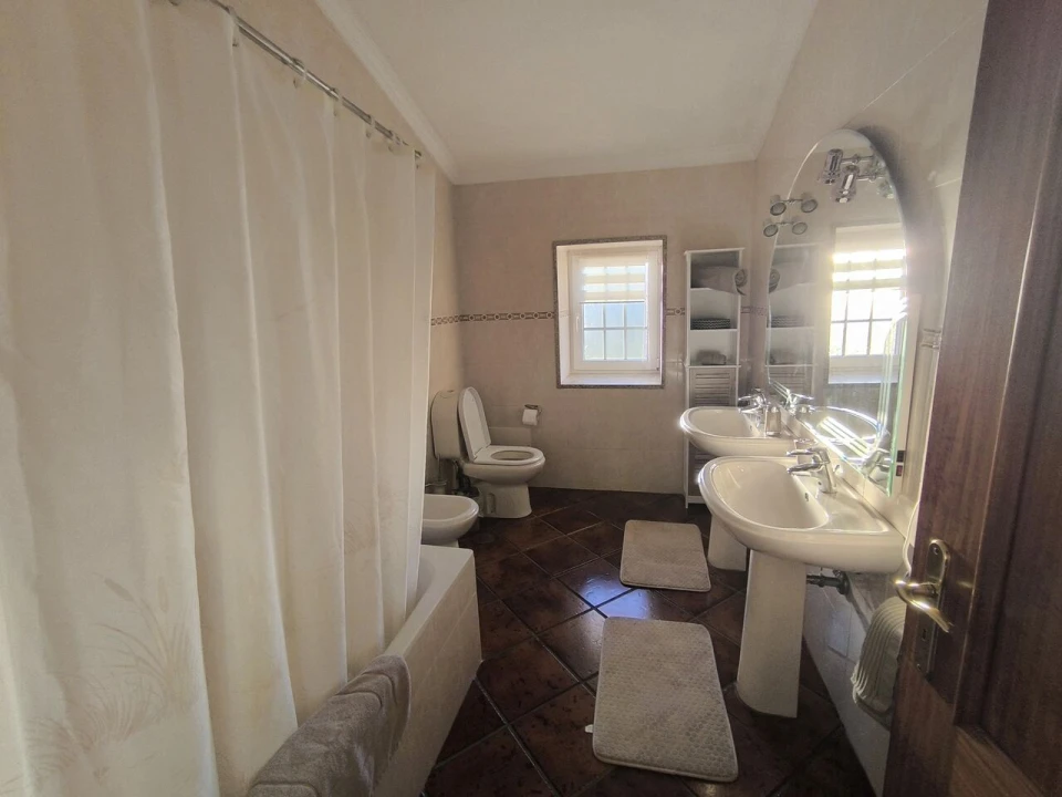 Quinta T5 para Venda em Cernadelo e Lousada (São Miguel e Santa Margarida) Foto 14