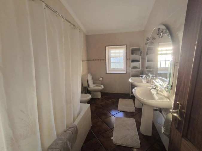 Quinta T5 para Venda em Cernadelo e Lousada (São Miguel e Santa Margarida) Foto 14