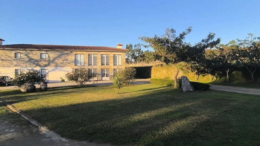 Quinta T5 para Venda em Cernadelo e Lousada (São Miguel e Santa Margarida)