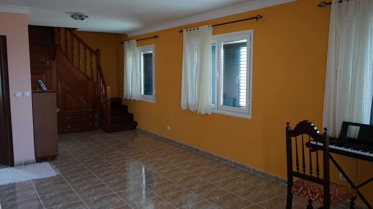 Moradia T4 para Venda em Vila e Roussas Foto 17