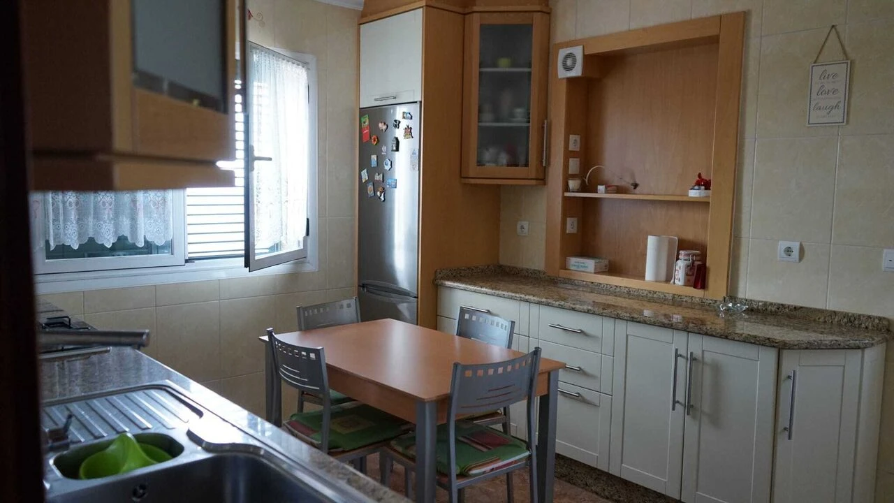 Moradia T4 para Venda em Vila e Roussas Foto 28