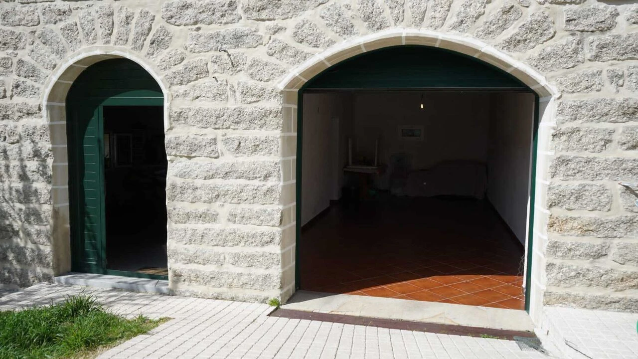 Moradia T4 para Venda em Vila e Roussas Foto 42