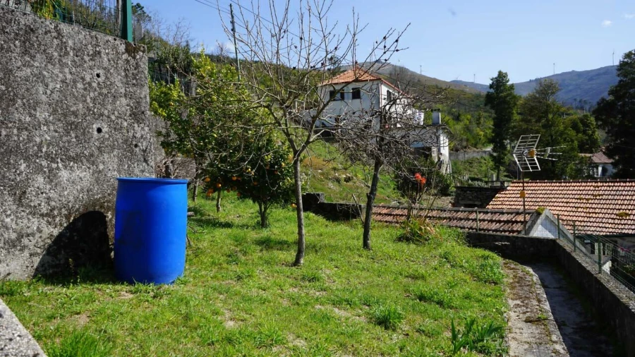 Moradia T4 para Venda em Vila e Roussas Foto 41