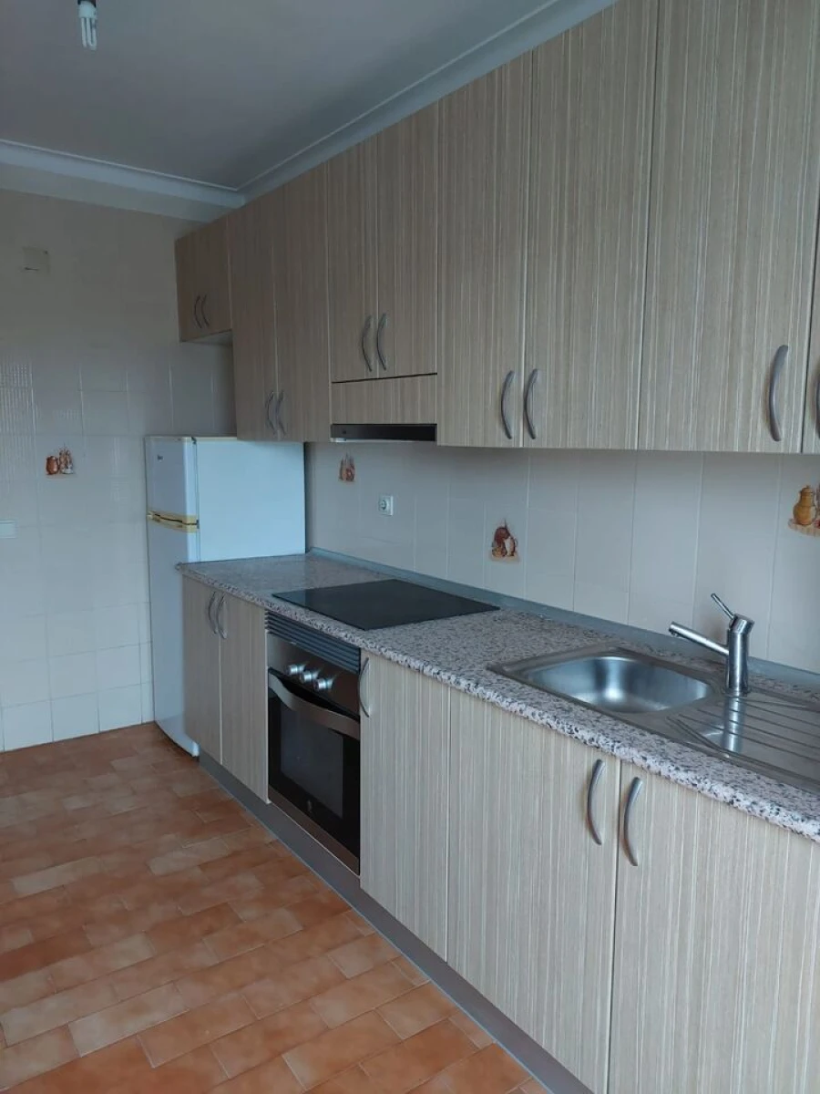 Apartamento T3 para Venda em Vila e Roussas Foto 15