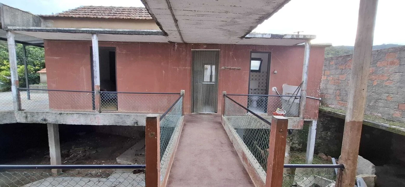 Moradia T4 para Venda em São Miguel, Santa Eufémia e Rabaçal Foto 3