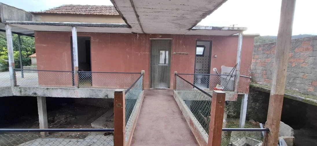 Moradia T4 para Venda em São Miguel, Santa Eufémia e Rabaçal Foto 3