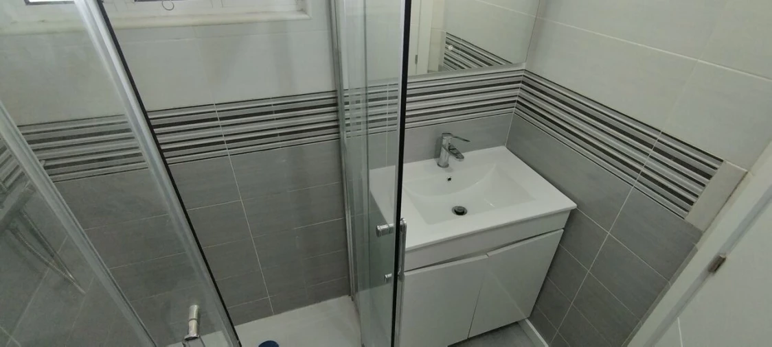 Apartamento T2 para Venda em Pontinha e Famões Foto 8