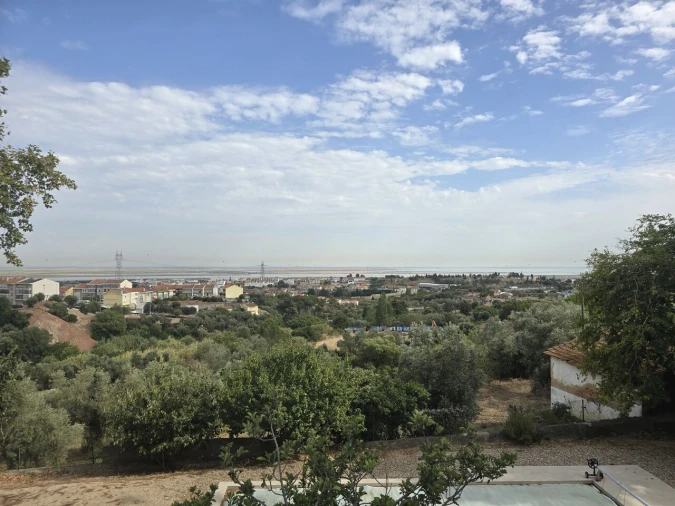 Terreno para Venda em Alverca do Ribatejo e Sobralinho Foto 4