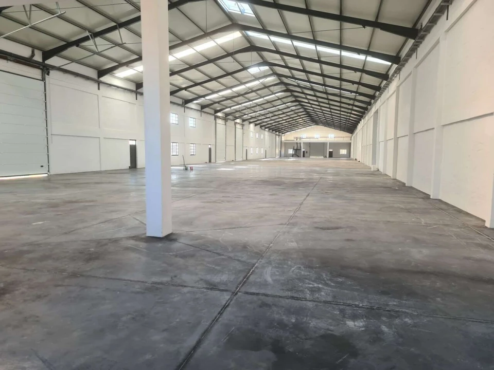 Armazém para Arrendamento em Algoz e Tunes Foto 8