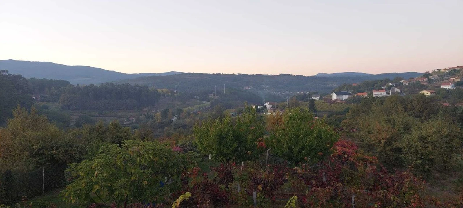 Moradia T2 para Venda em Vila e Roussas Foto 3