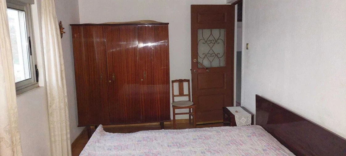 Moradia T2 para Venda em Vila e Roussas Foto 5