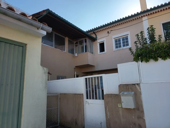 Moradia T6 para Venda em Torres Novas (Santa Maria, Salvador e Santiago) Foto 2