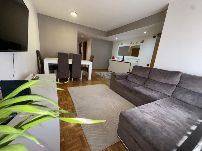 Moradia T4 para Venda em Vila e Roussas