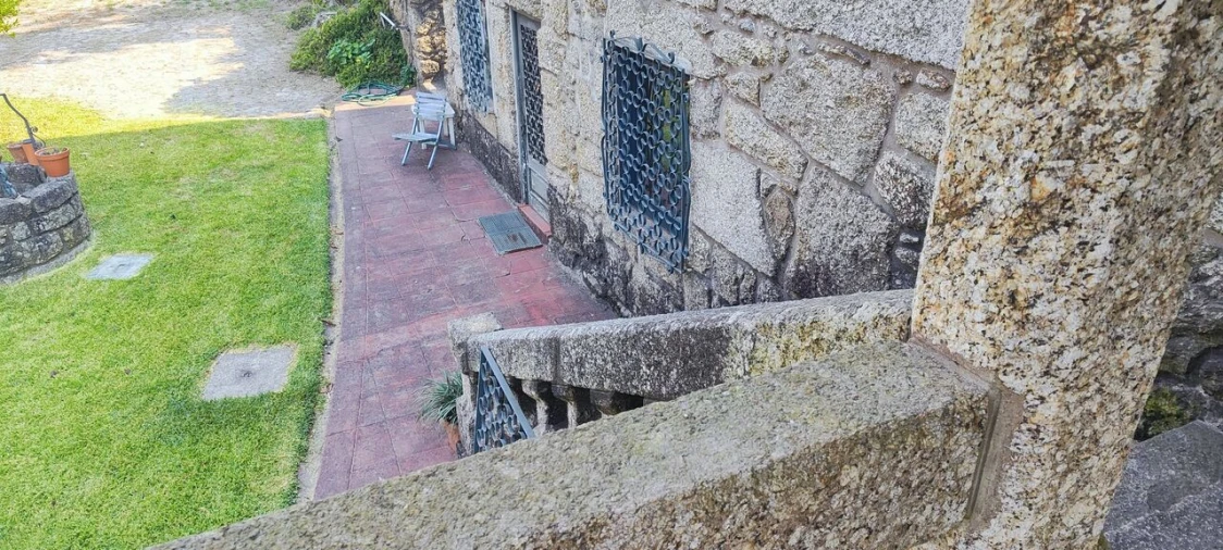 Moradia T4 para Venda em Antas e Abade de Vermoim Foto 7