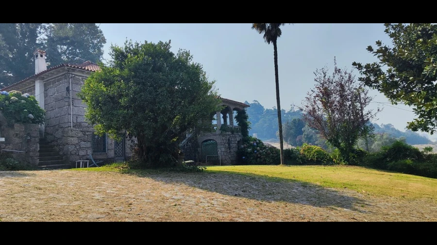 Moradia T4 para Venda em Antas e Abade de Vermoim