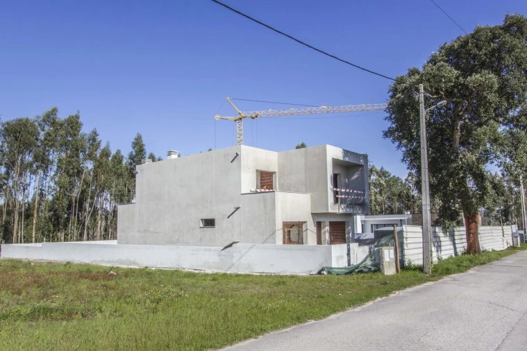 Moradia T5 para Venda em Souto da Carpalhosa e Ortigosa