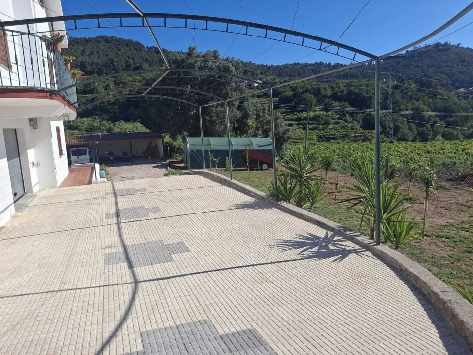 Moradia T5 para Venda em Messegães, Valadares e Sá Foto 9