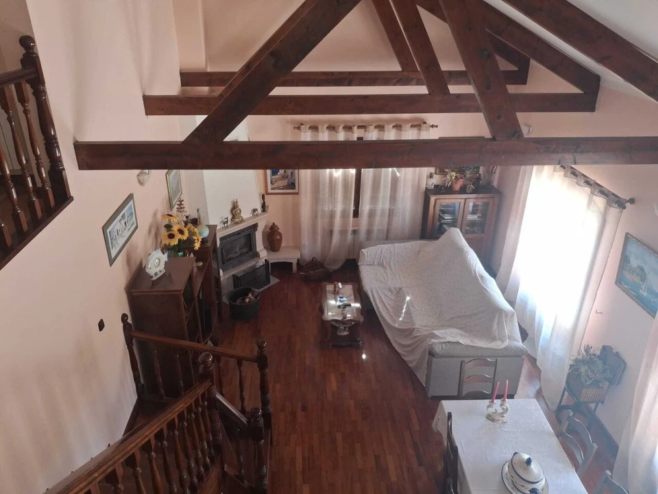 Moradia T5 para Venda em Messegães, Valadares e Sá Foto 25