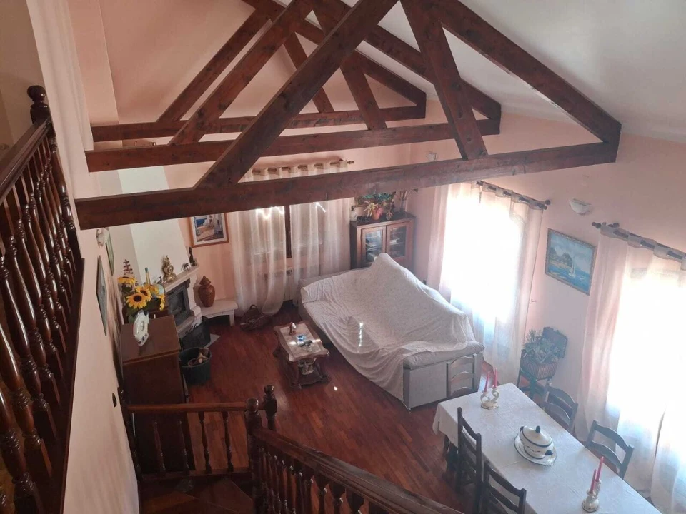 Moradia T5 para Venda em Messegães, Valadares e Sá Foto 35