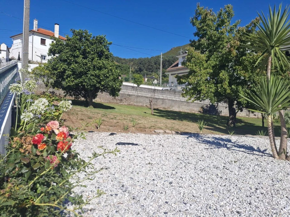 Moradia T5 para Venda em Messegães, Valadares e Sá Foto 55