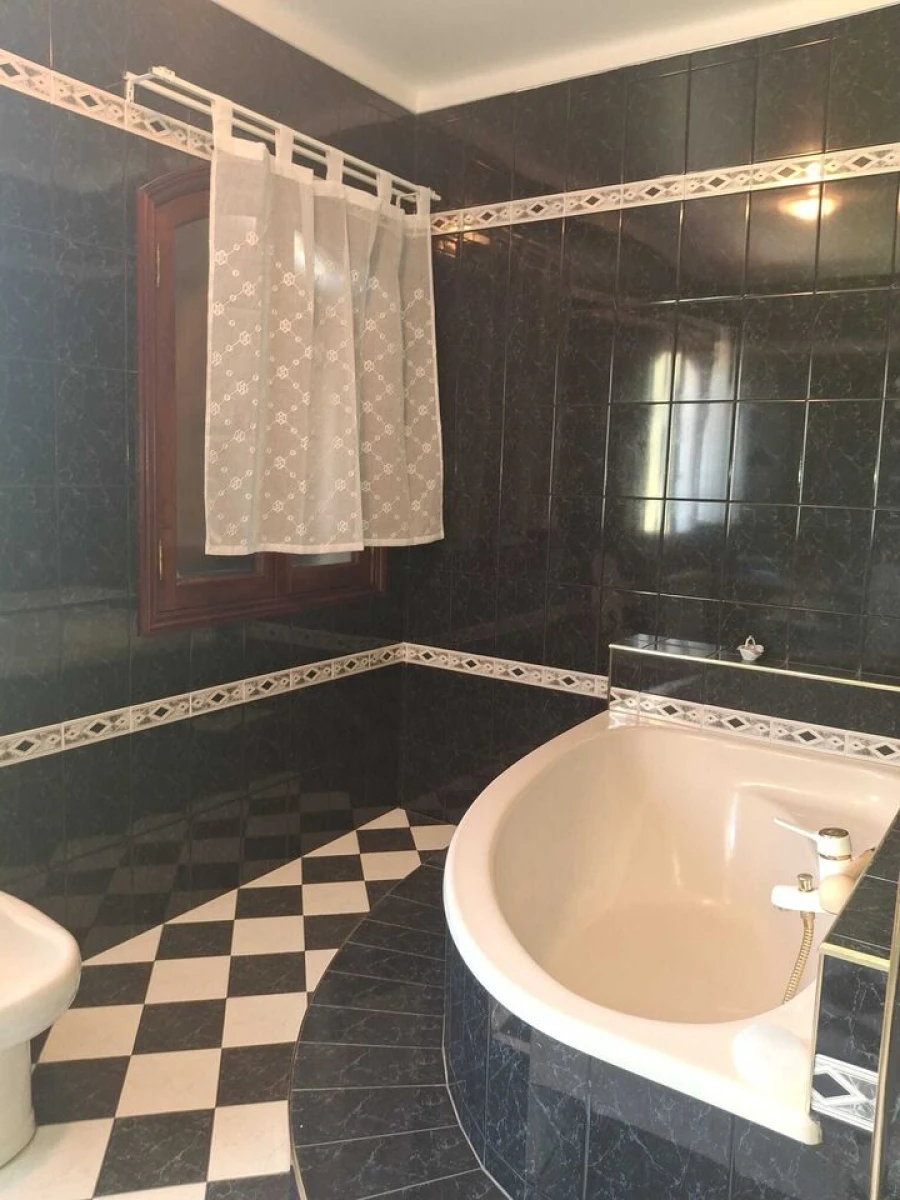 Moradia T5 para Venda em Messegães, Valadares e Sá Foto 37