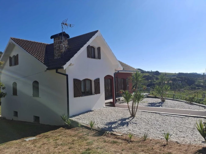 Moradia T5 para Venda em Messegães, Valadares e Sá Foto 2