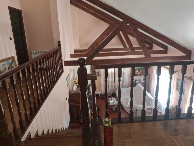 Moradia T5 para Venda em Messegães, Valadares e Sá Foto 24