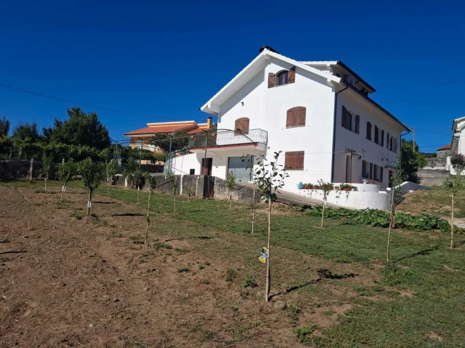 Moradia T5 para Venda em Messegães, Valadares e Sá Foto 7