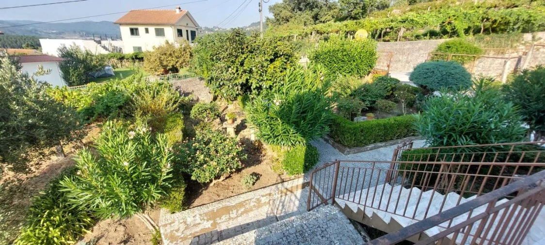 Moradia T4 para Venda em Vila e Roussas Foto 7