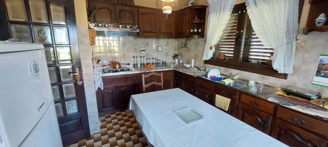 Moradia T4 para Venda em Vila e Roussas Foto 14