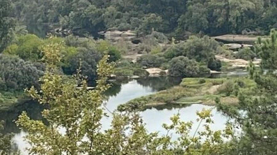 Terreno para Venda em Troporiz e Lapela