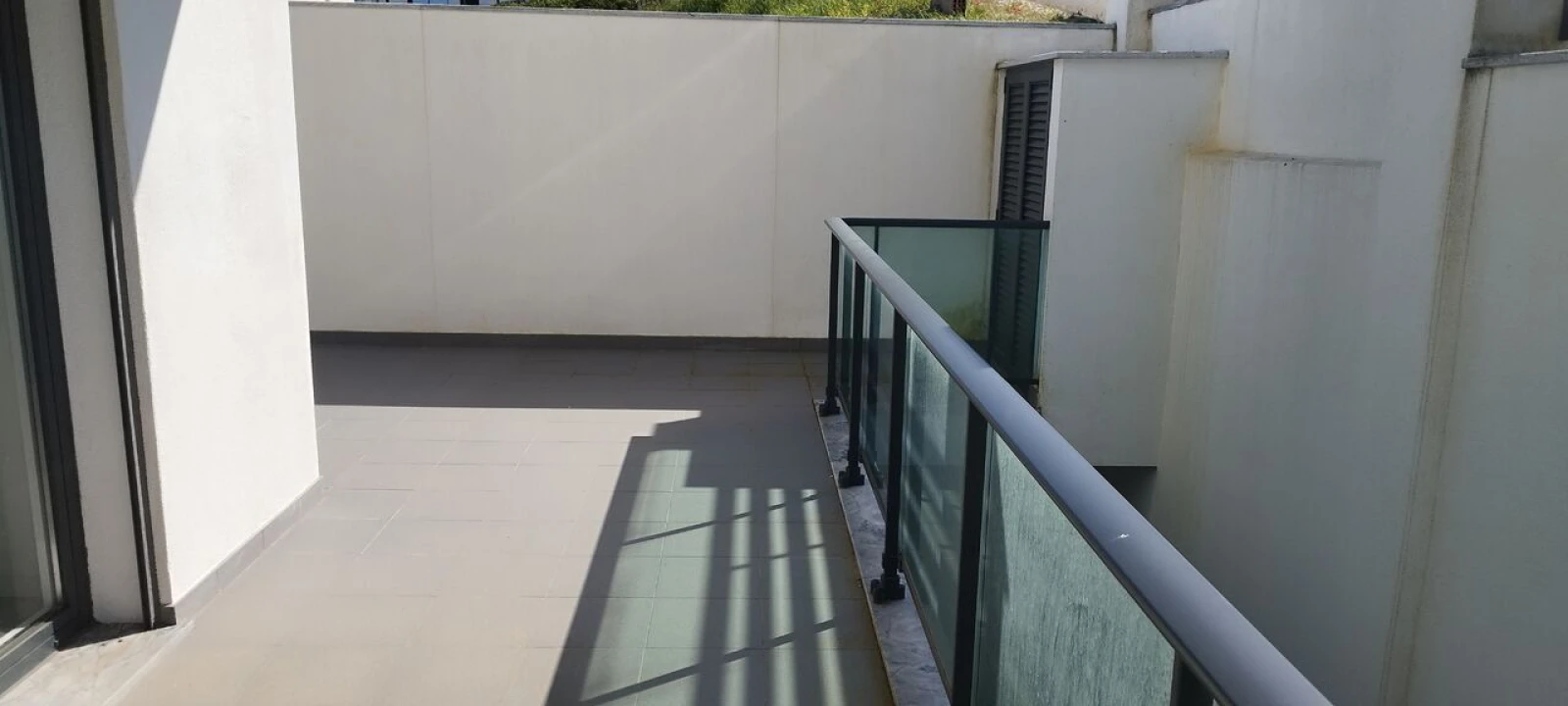 Moradia T5 para Venda em Pontinha e Famões Foto 5