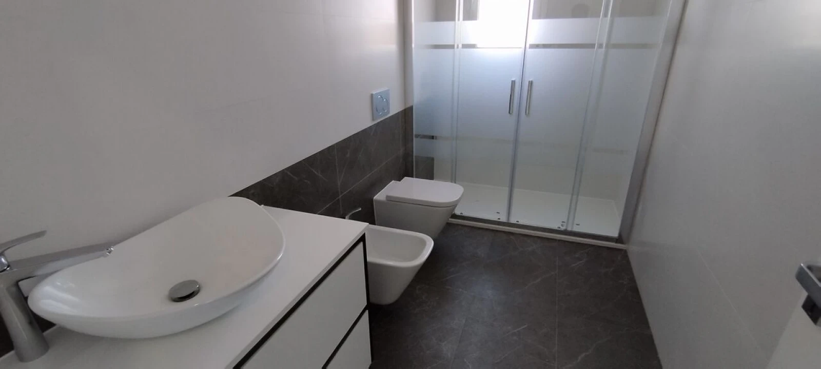 Moradia T5 para Venda em Pontinha e Famões Foto 13