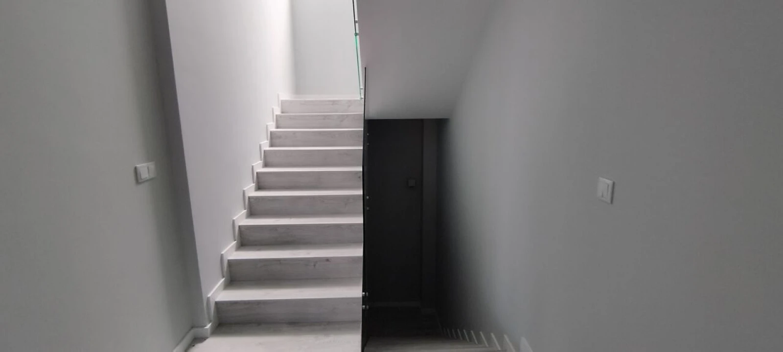 Moradia T5 para Venda em Pontinha e Famões Foto 18