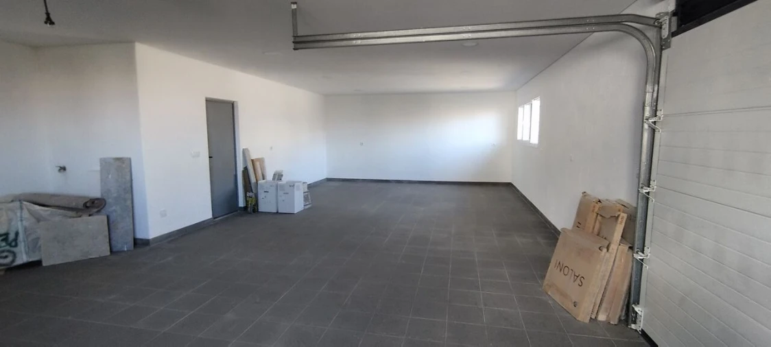 Moradia T5 para Venda em Pontinha e Famões Foto 6