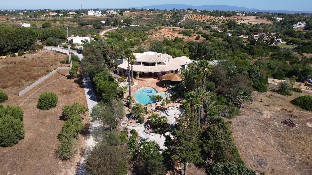 Moradia T4 para Venda em Lagoa e Carvoeiro Foto 3