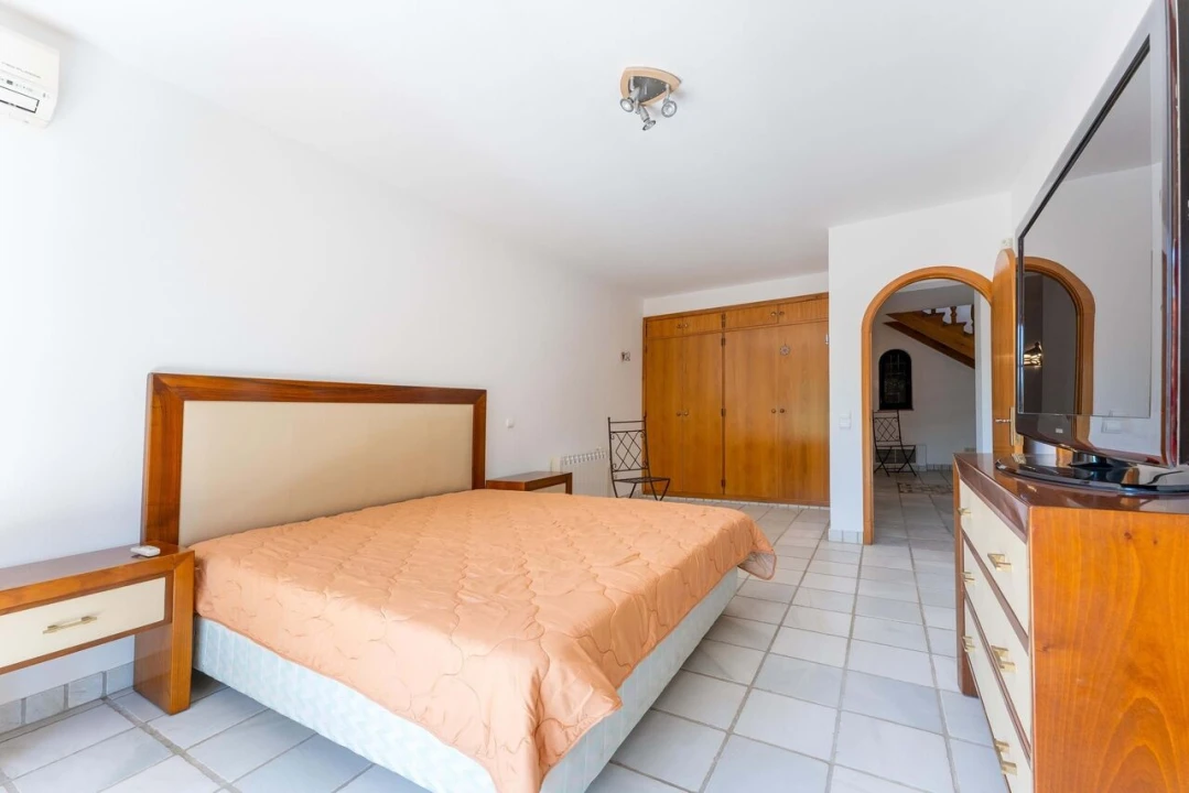 Moradia T4 para Venda em Lagoa e Carvoeiro Foto 19