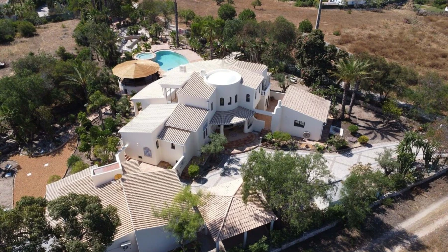 Moradia T4 para Venda em Lagoa e Carvoeiro Foto 4